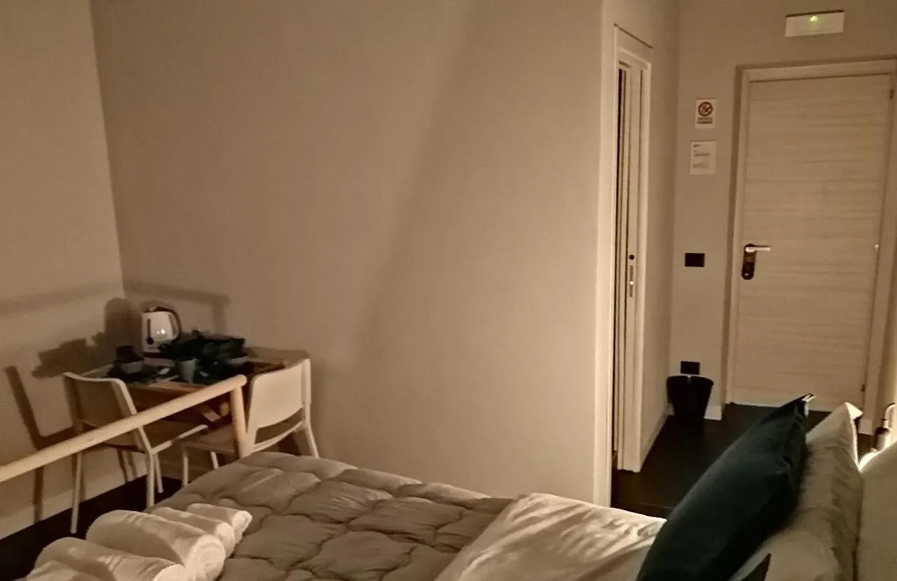 Cabà bed&breakfast Napoli Italia